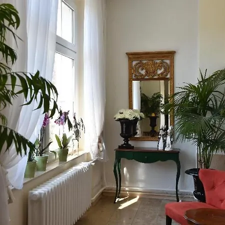 瓦德博丽酒店 酒店