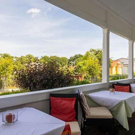 瓦德博丽酒店 酒店