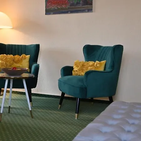 Hotel Waldperle 3*