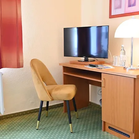 瓦德博丽酒店 酒店